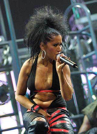 Que natural va esta chica siempre » aaf aaf.jpg