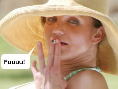 cameron-diaz-smoke-joint-bikini-04-thumb.jpg