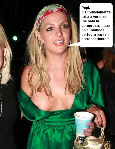Ranking: Fug boobs » 71 Britney Spears boobs