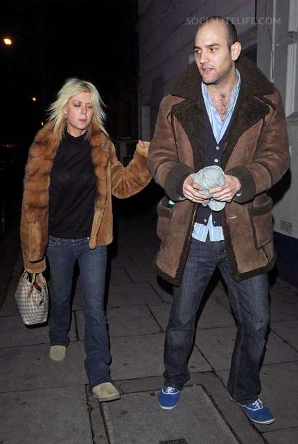 Tara Reid: colapso en Bali y más. » reidtara01080806zn3 reidtara01080806zn3.jpg