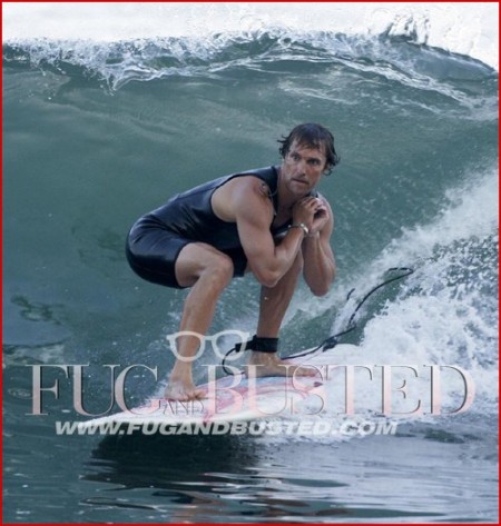 Matthew Mcconaughey surfing Mostrar imagen