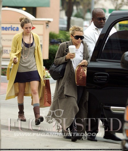 Olsen Sisters does Starbucks! Mostrar imagen